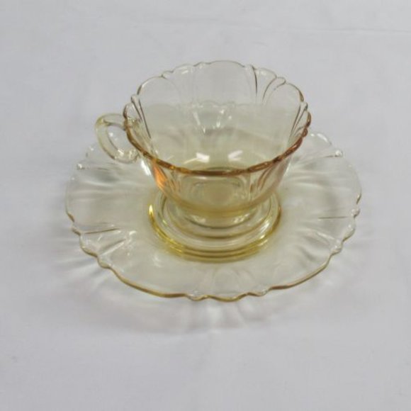 Heisey Elegant Glass Sahara Yellow EMPRESS Blank 1401 Cup and Saucer - Picture 2 of 4